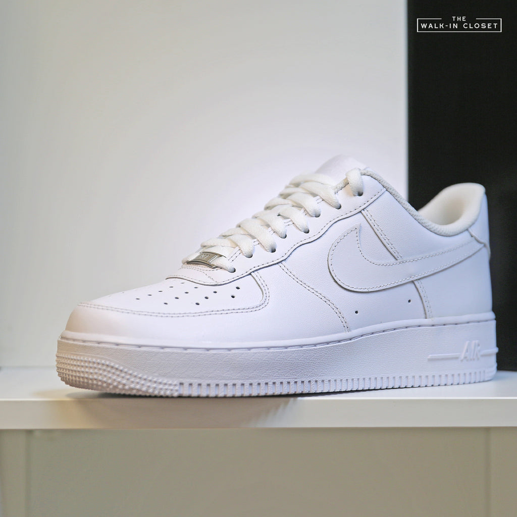 NIKE AIR FORCE 1 '07 "TRIPLE WHITE" - CW2288-111