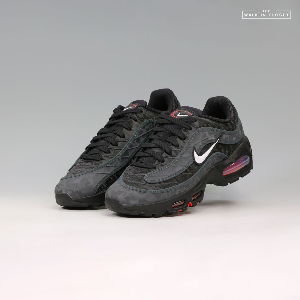 NIKE AIR MAX JOGA BONITO 'BLACK/UNIVERSITY RED' MENS SNEAKERS - IO1753-001