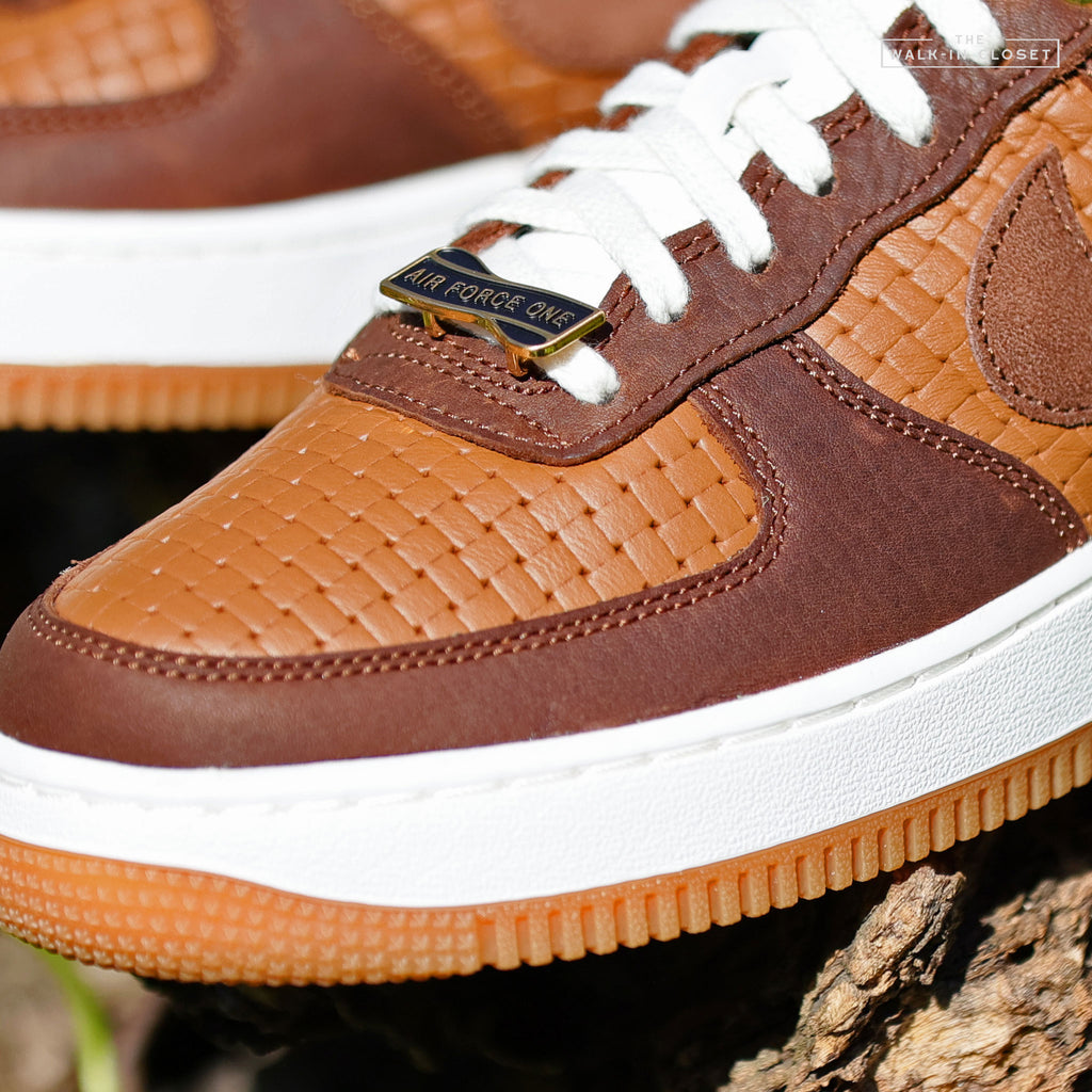 NIKE AIR FORCE 1 '07 LV8 'JERSEY MADE IT' MENS SNEAKERS - IM6644-259