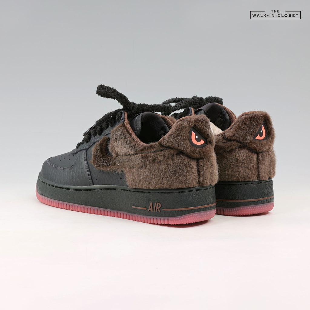 NIKE AIR FORCE 1 LOW RETRO 'HALLOWEEN' MENS SNEAKERS - IV4884-200