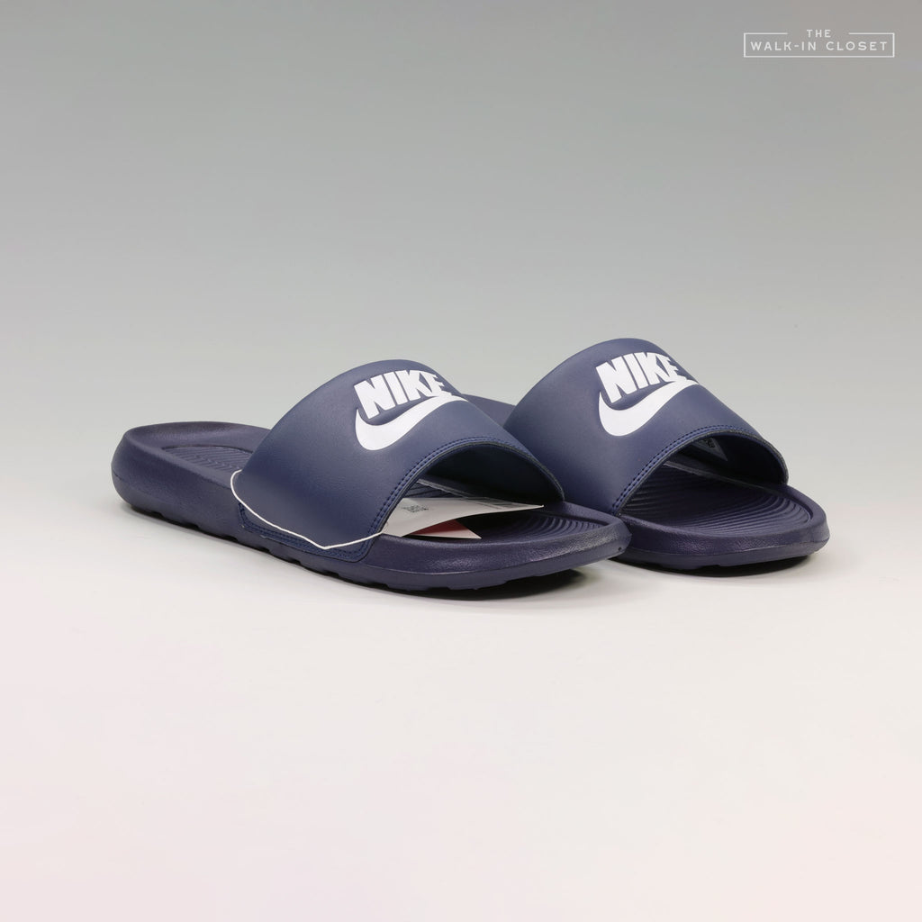 NIKE VICTORI ONE MENS SLIDES - CN9675-401