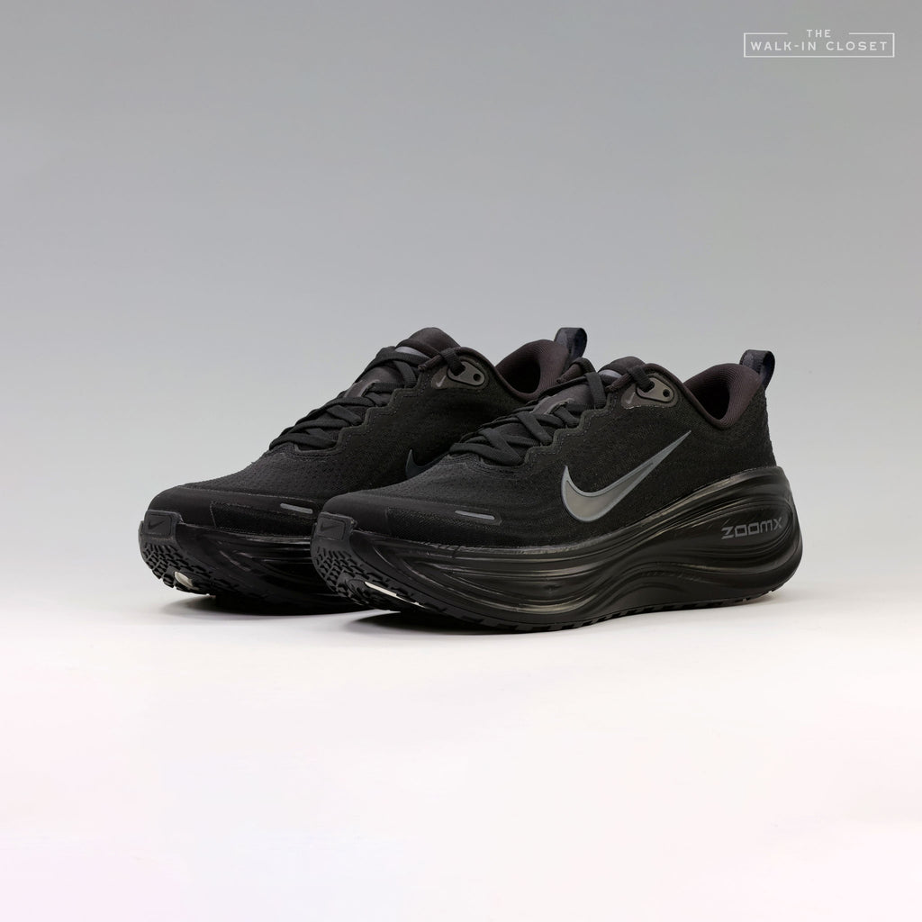 WOMENS NIKE VOMERO PLUS "BLACK / METALLIC DARK GREY" - HV8154-001