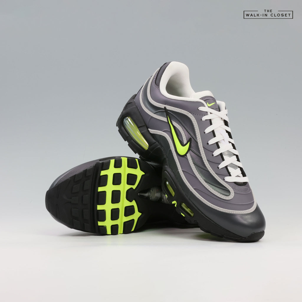 NIKE MAX JOGA BONITO MENS SNEAKERS -  IO1753-003