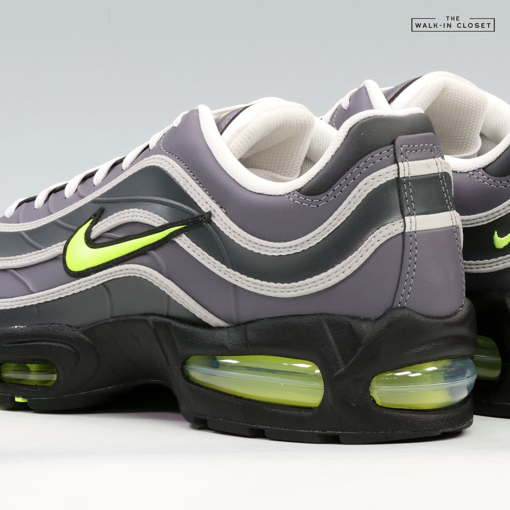 NIKE MAX JOGA BONITO MENS SNEAKERS -  IO1753-003