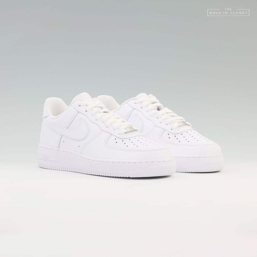 NIKE AIR FORCE 1 '07 TRIPLE WHITE - CW2288-111
