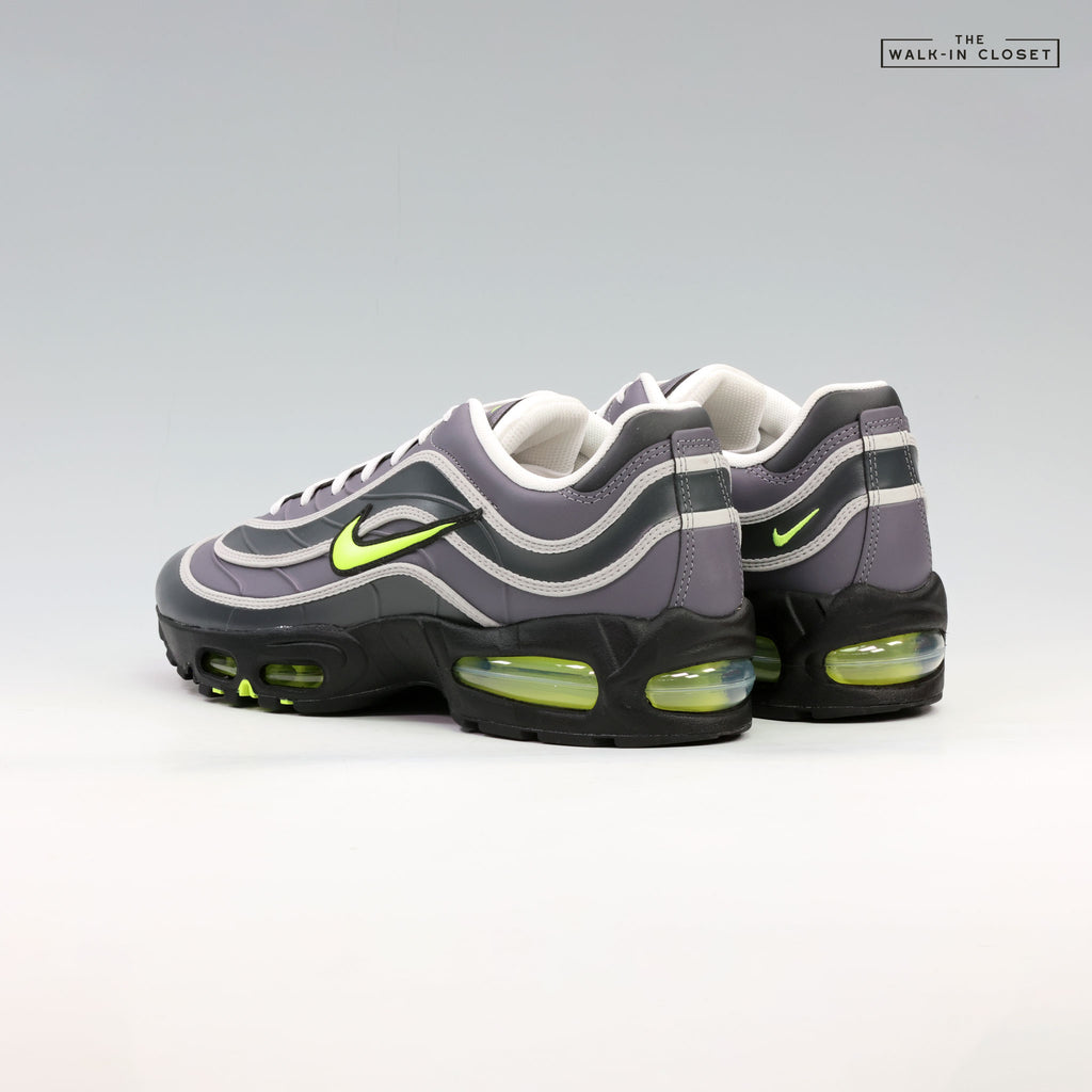NIKE MAX JOGA BONITO MENS SNEAKERS -  IO1753-003
