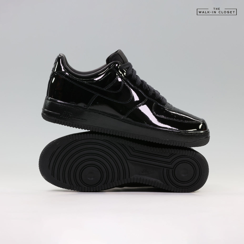 NIKE AIR FORCE 1 '07 PATENT LEATHER MENS SNEAKERS - IV2857-010