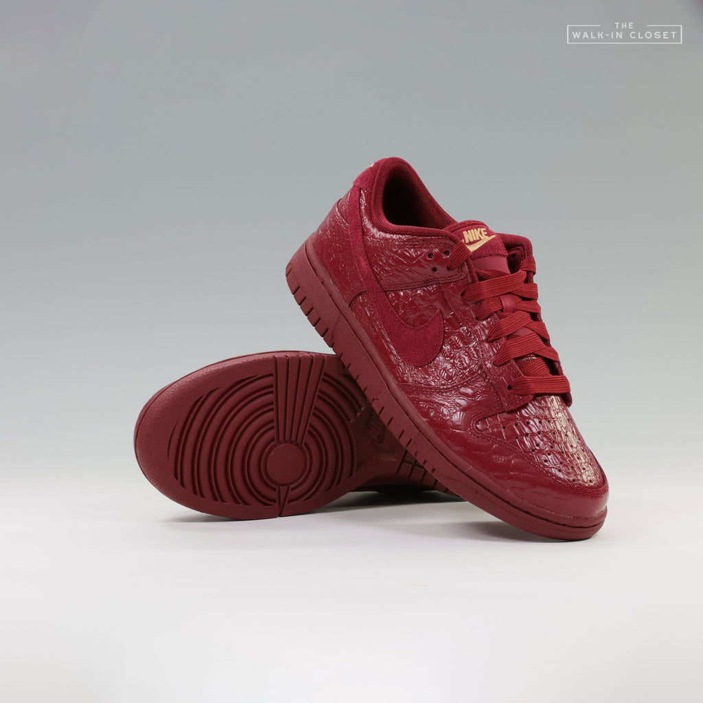 NIKE DUNK LOW WOMENS SNEAKERS - HV4388- 600