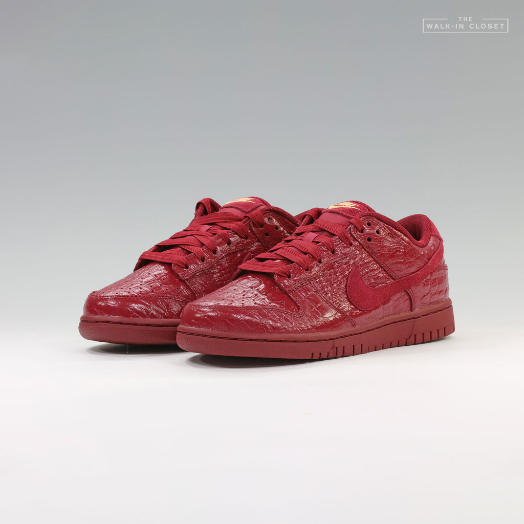 NIKE DUNK LOW WOMENS SNEAKERS - HV4388- 600