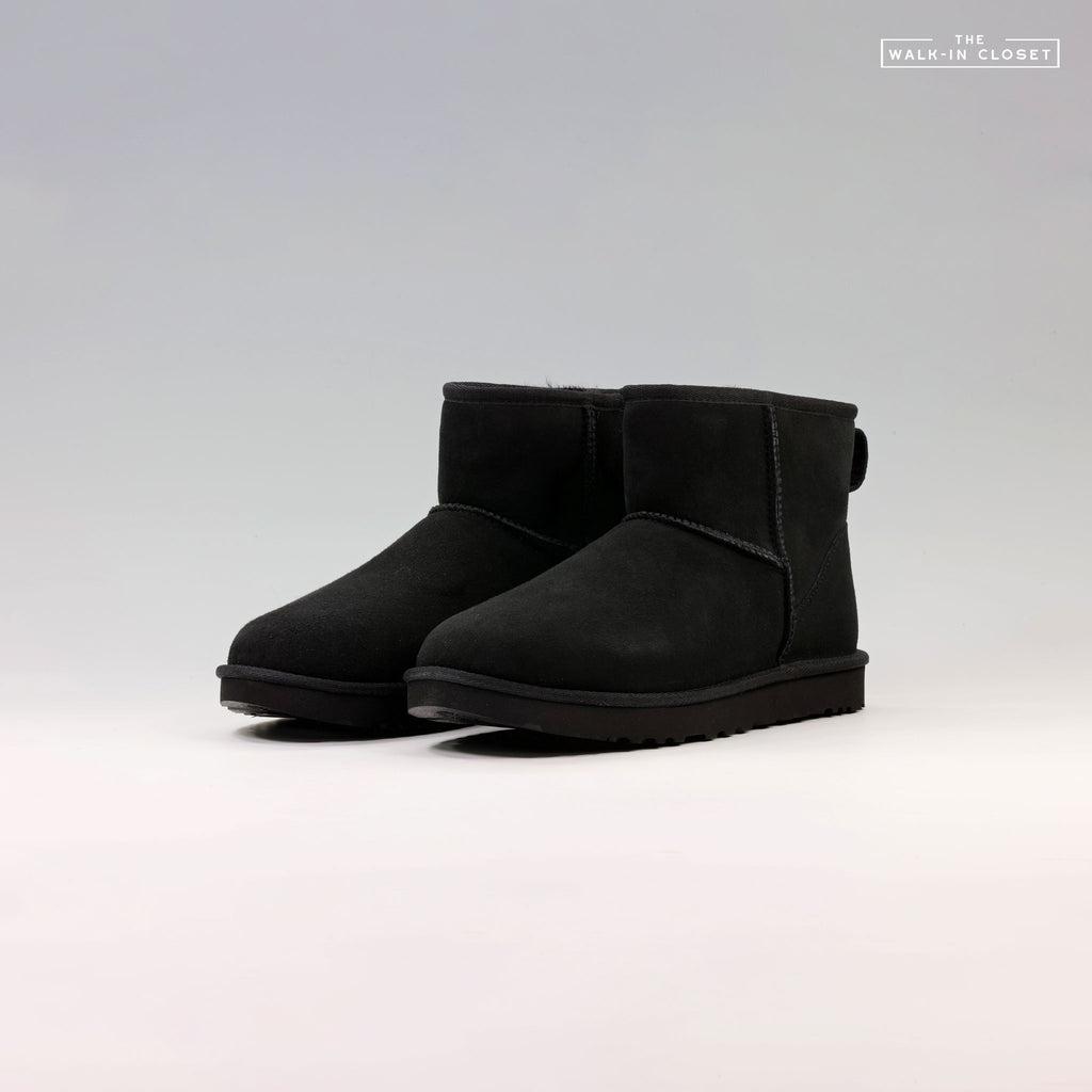 UGG WOMENS CLASSIC MINI II BOOTS "BLACK" - 1016222