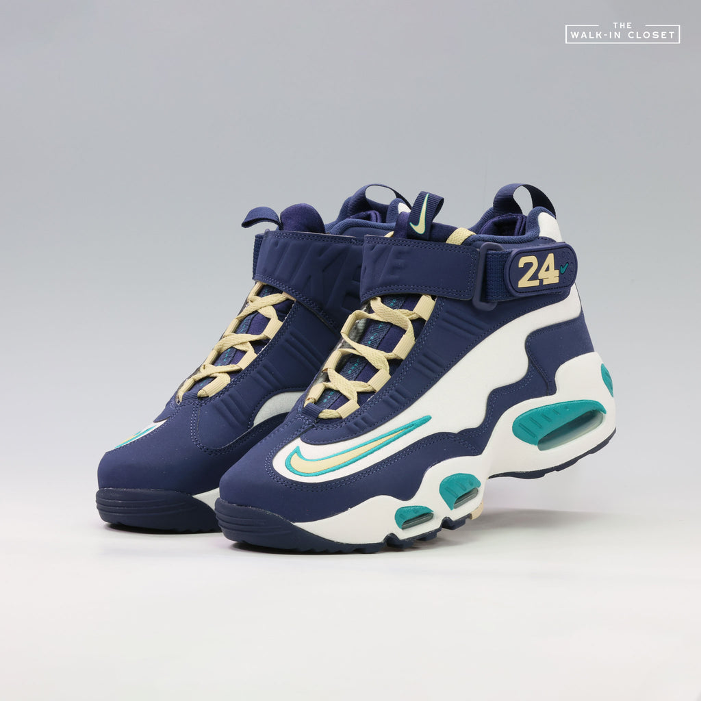 NIKE AIR GRIFFEY MAX 1 'HALL OF FAME' MENS SNEAKERS - IV6299-410