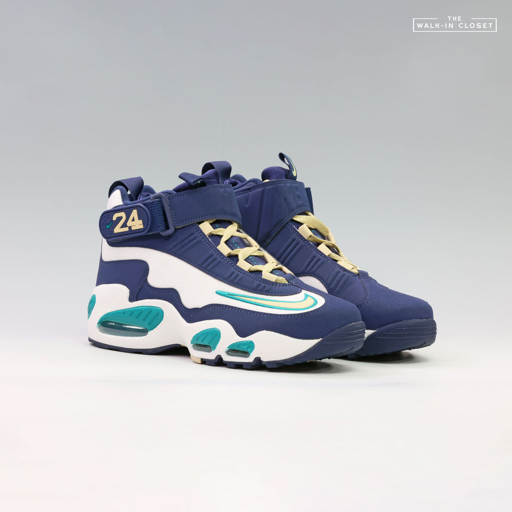 NIKE AIR GRIFFEY MAX 1 'HALL OF FAME' MENS SNEAKERS - IV6299-410