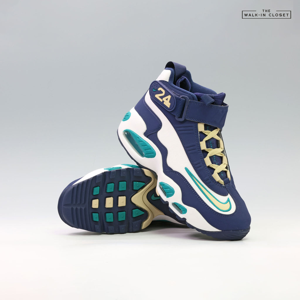 NIKE AIR GRIFFEY MAX 1 'HALL OF FAME' MENS SNEAKERS - IV6299-410