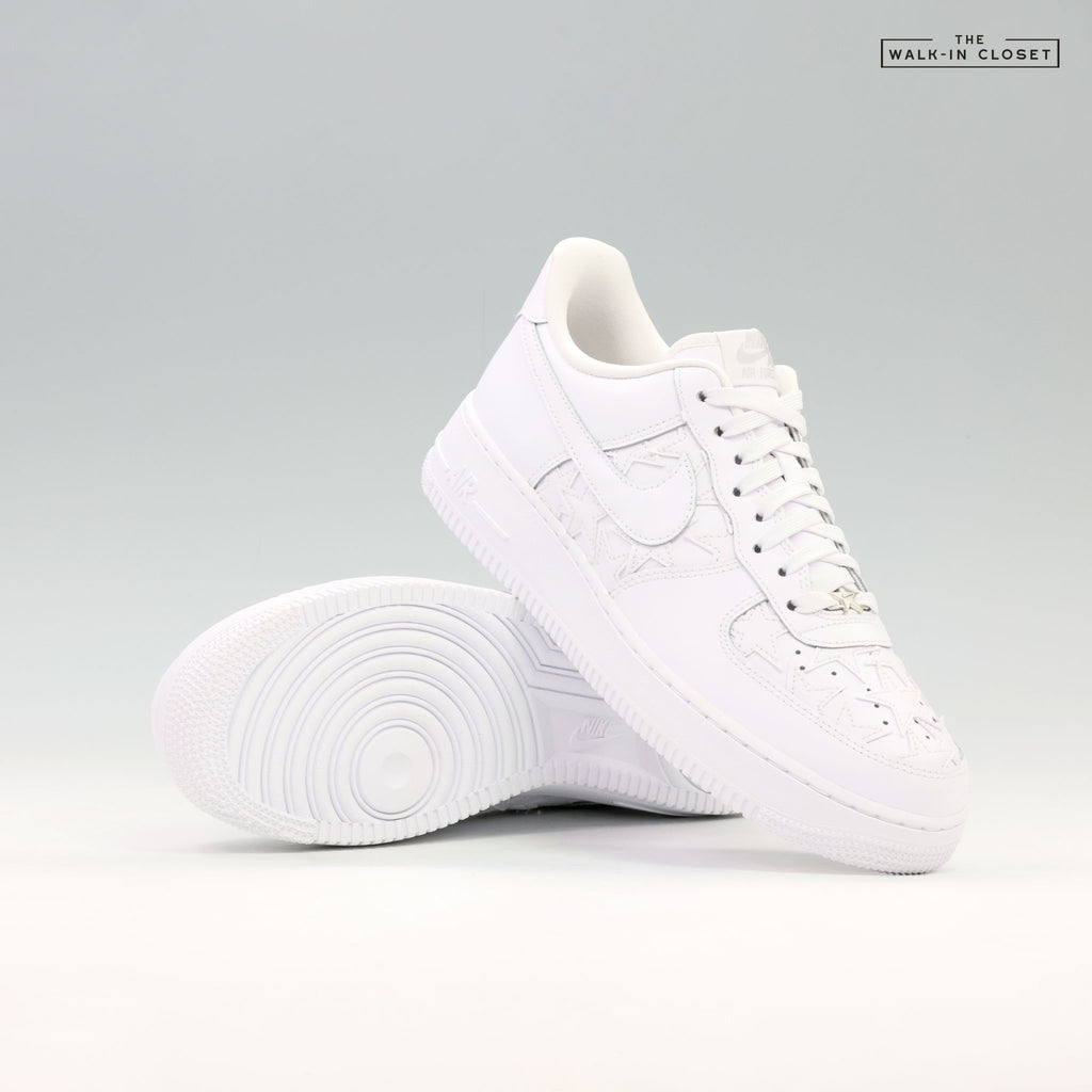 NIKE AIR FORCE 1 LOW RETRO 'WHITE STARS' MENS SNEAKERS - IM5750-100