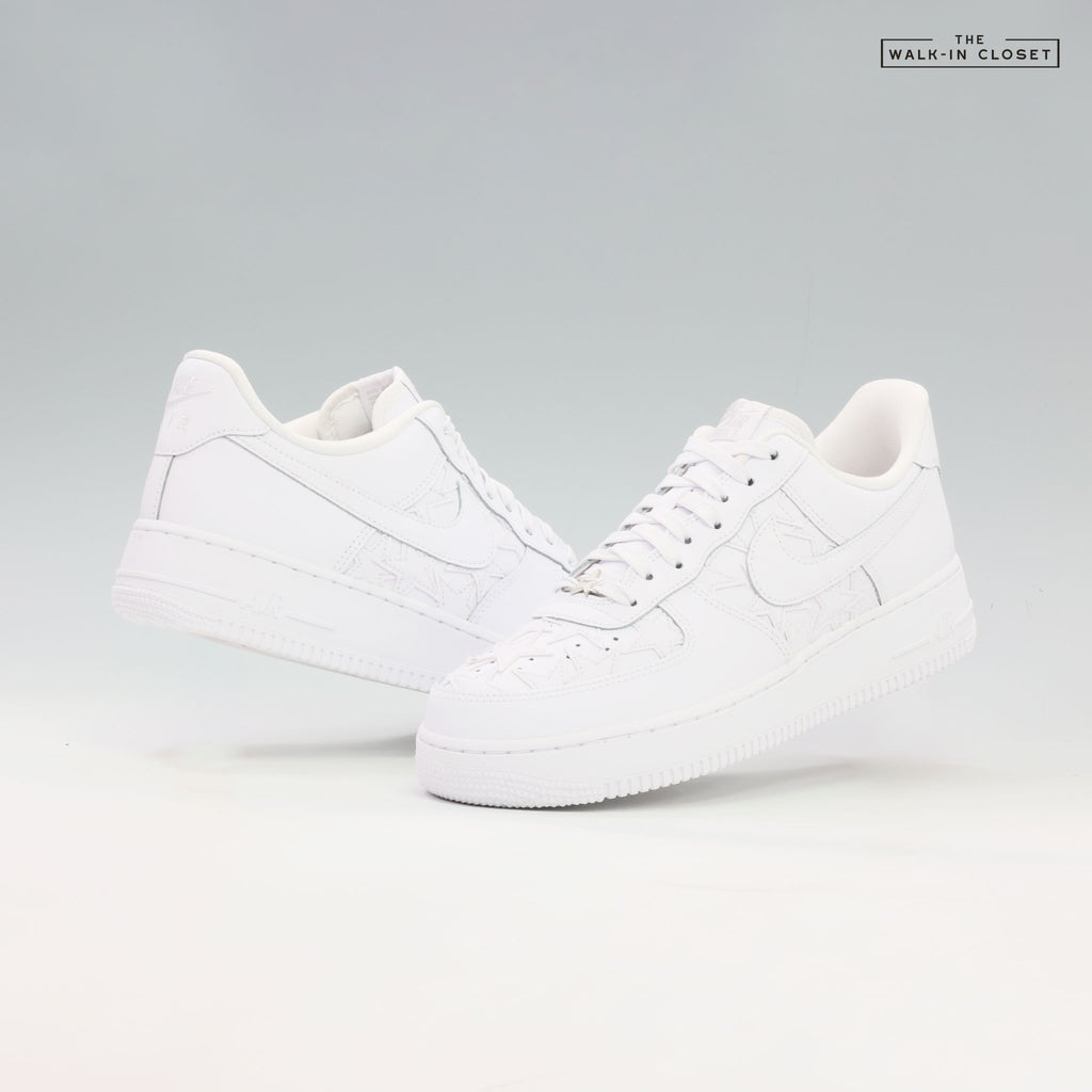NIKE AIR FORCE 1 LOW RETRO 'WHITE STARS' MENS SNEAKERS - IM5750-100