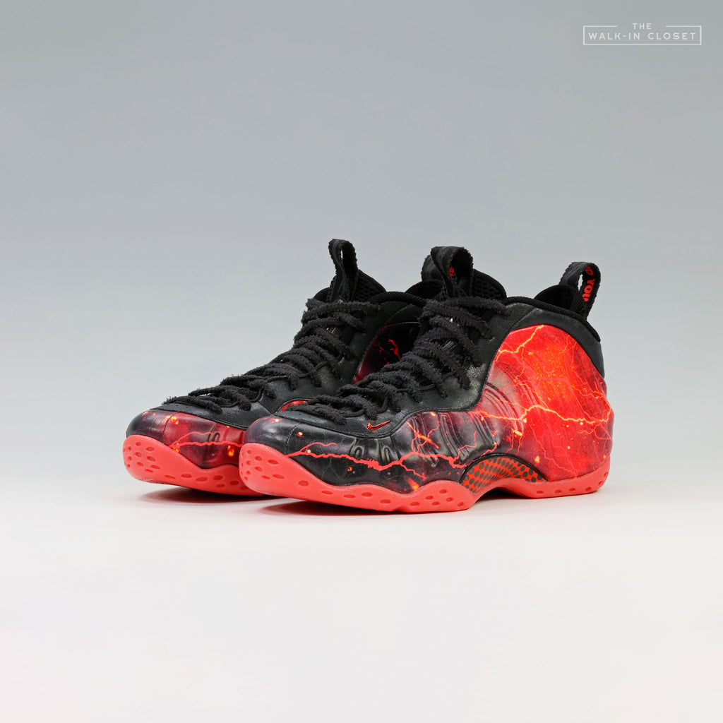 NIKE AIR FOAMPOSITE ONE 'STRANGER THINGS' MENS SNEAKERS - IR7336-001
