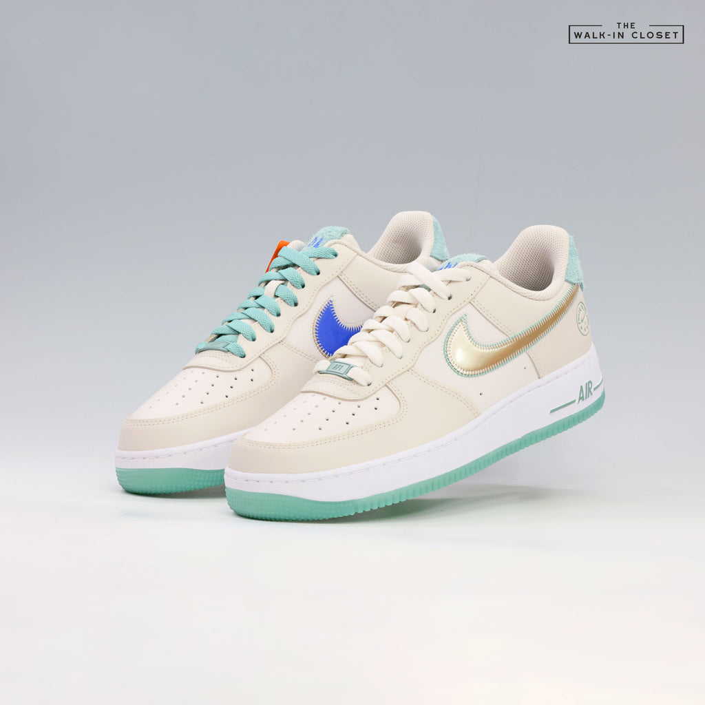 NIKE AIR FORCE 1 MENS SNEAKERS - IV6205-104