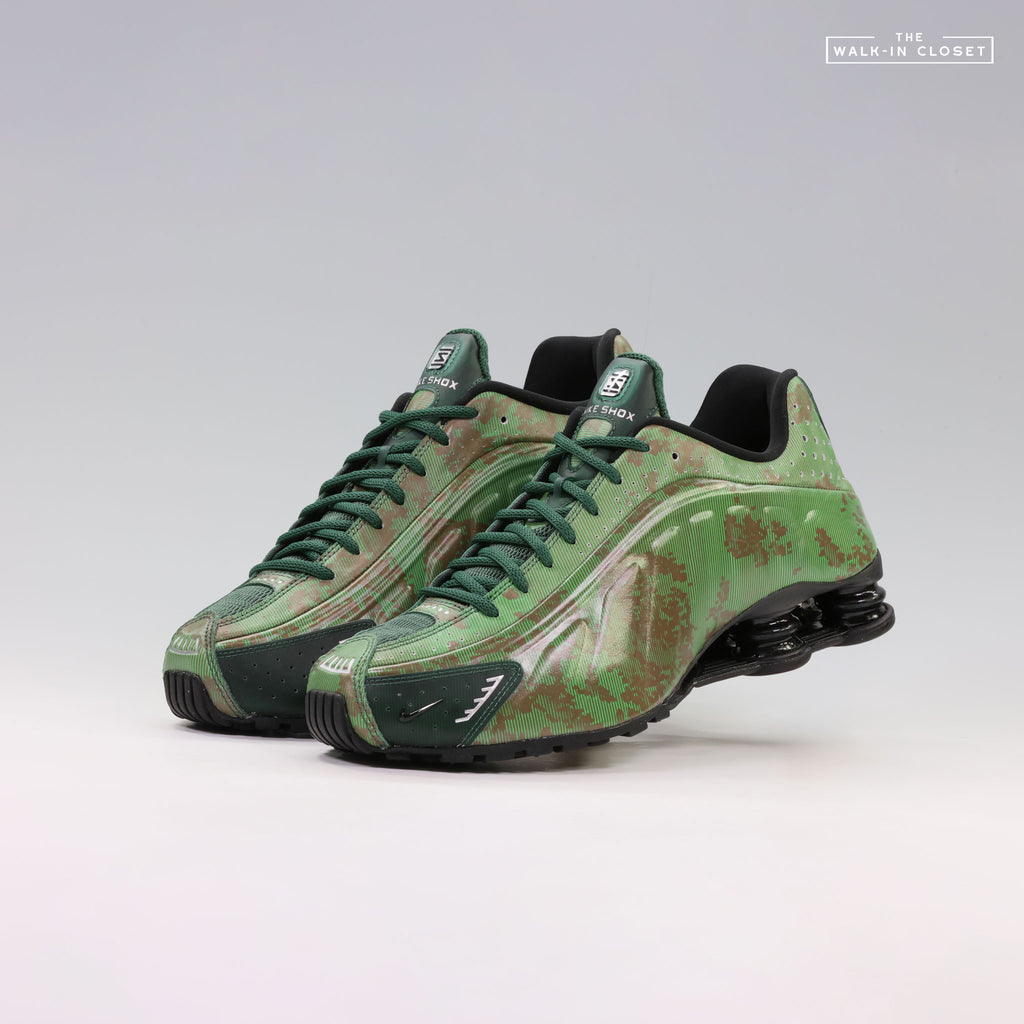 NIKE SHOX R4 'NOBLE GREEN' MENS SNEAKERS - IQ0636-300
