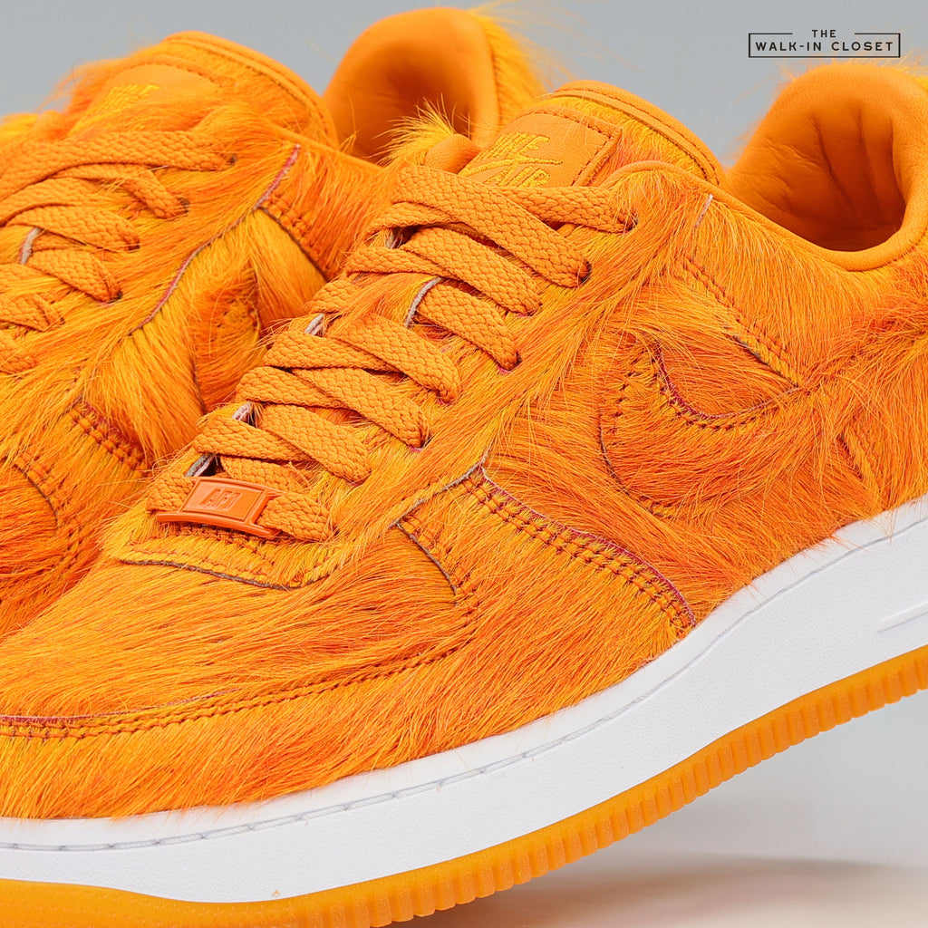 NIKE AIR FORCE 1 LOW 'CAMPIRE ORANGE LORAX' MENS SNEAKERS - IR1940-800