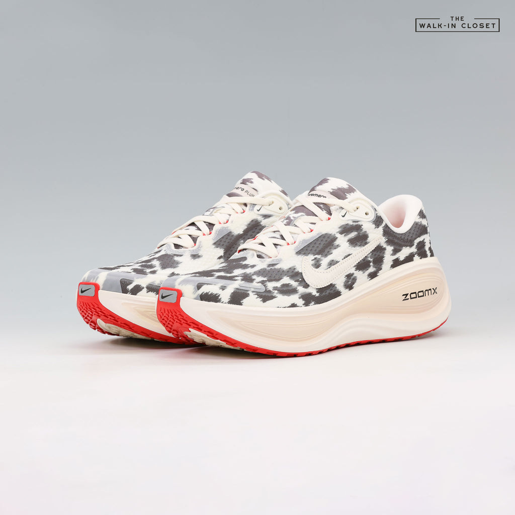 NIKE VOMERO PREMIUM 'COWPRINT' MENS SNEAKERS -  IR0032-100