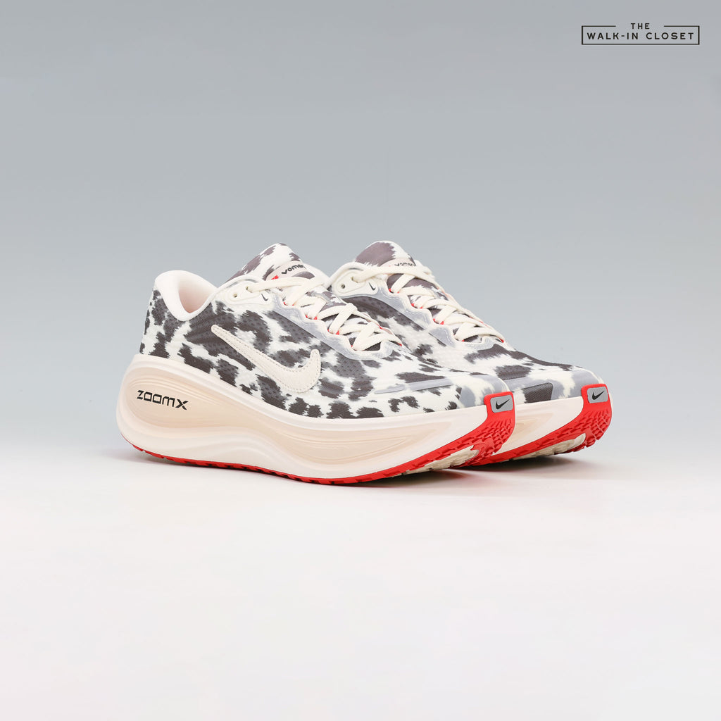 NIKE VOMERO PREMIUM 'COWPRINT' MENS SNEAKERS -  IR0032-100
