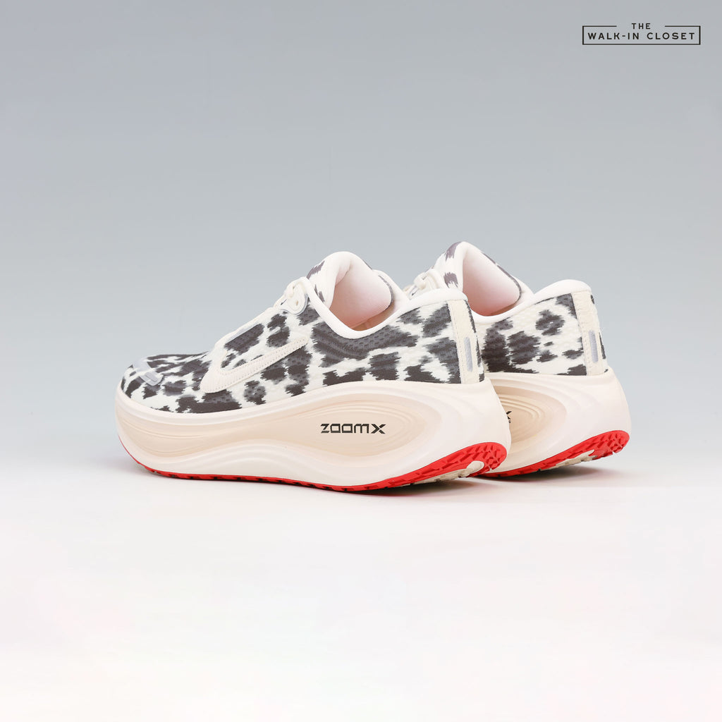 NIKE VOMERO PREMIUM 'COWPRINT' MENS SNEAKERS -  IR0032-100