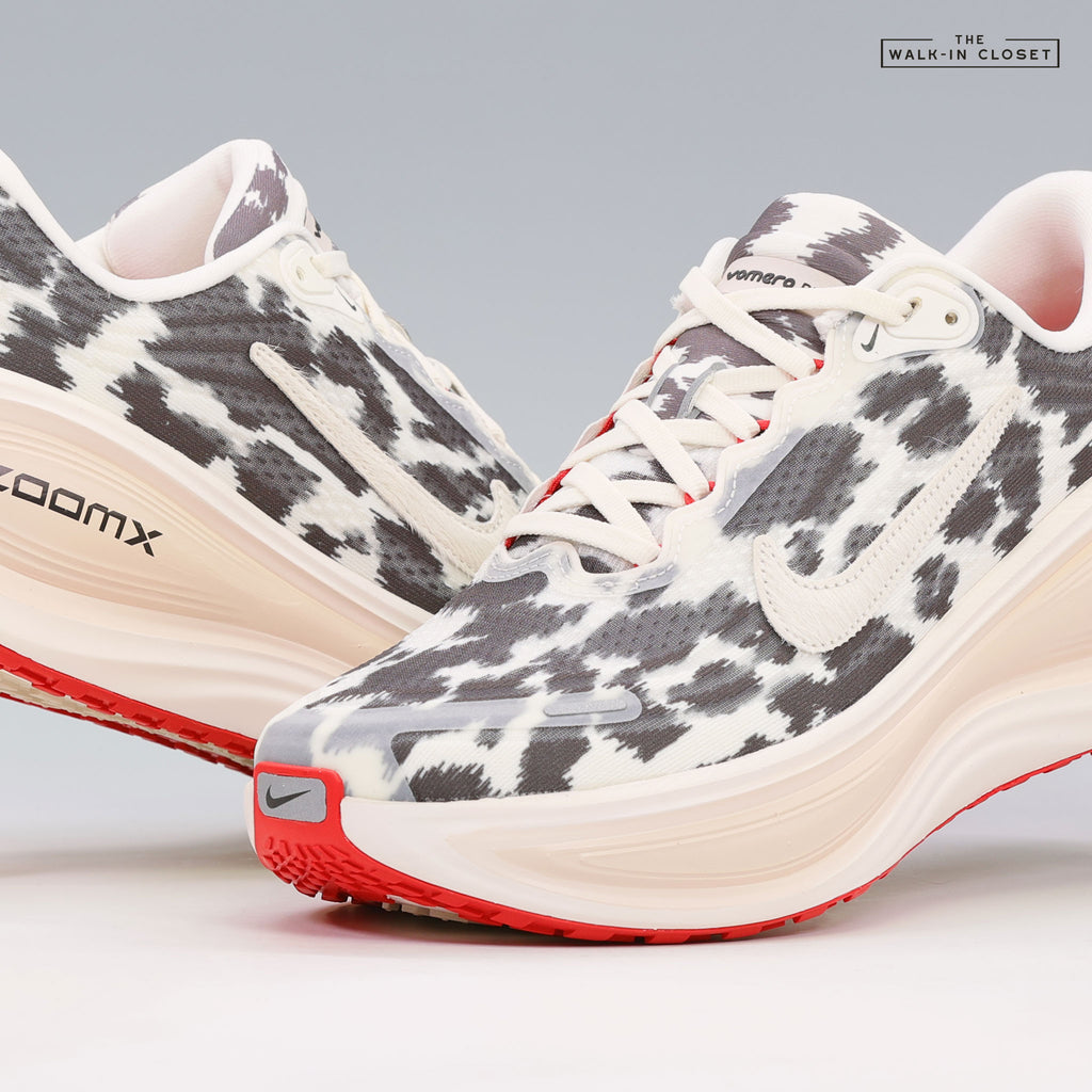 NIKE VOMERO PREMIUM 'COWPRINT' MENS SNEAKERS -  IR0032-100