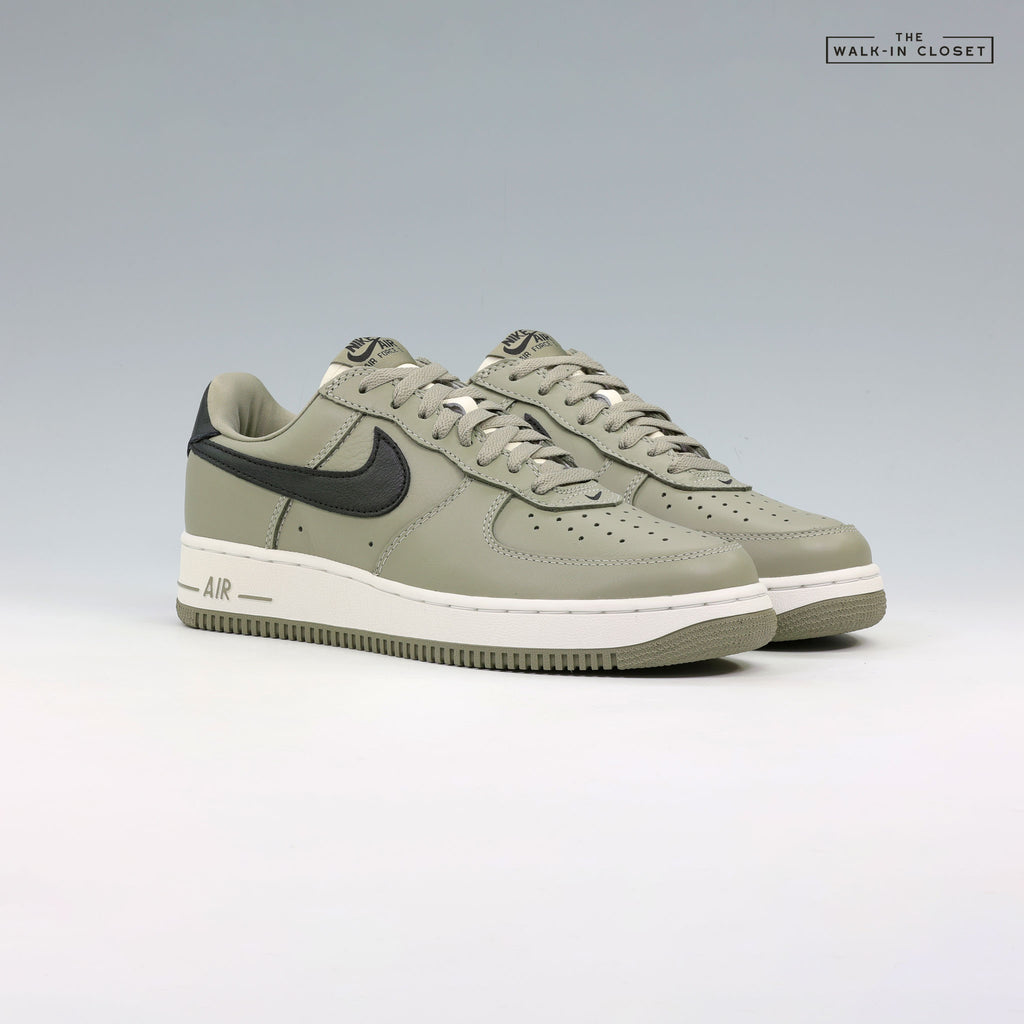 NIKE AIR FORCE 1 LOW QS  'LIGHT ARMY' -  IV4501-300