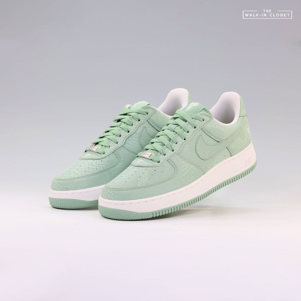 NIKE AIR FORCE 1 LOW KOBE 'FOREVER STEAM' MENS SNEAKERS - IB0018-005